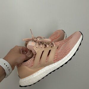 Women’s Adidas Ultra-boost | Size 7